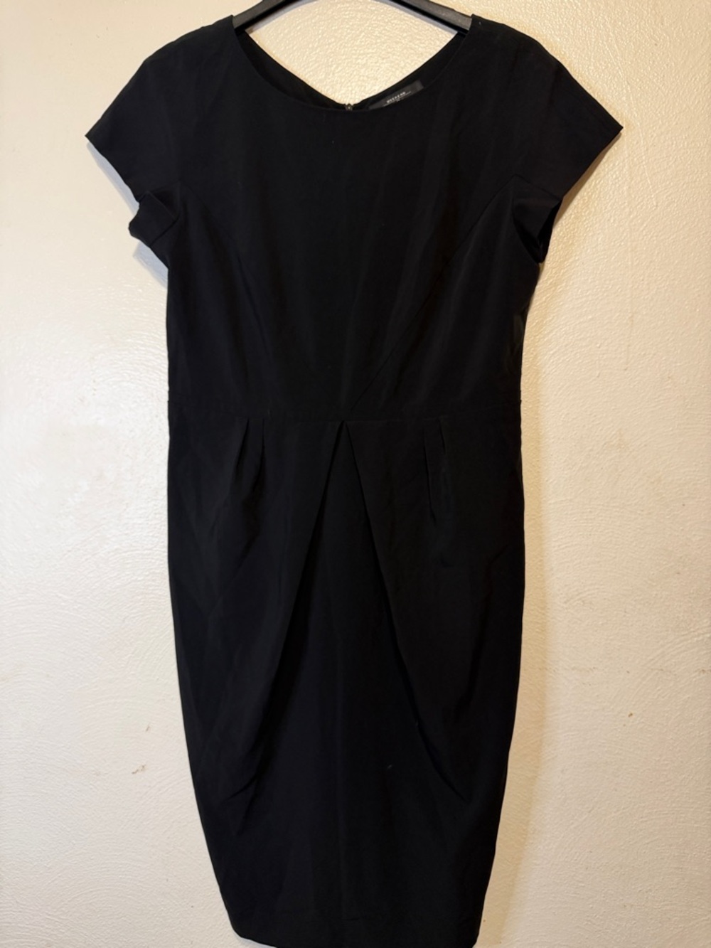 Weekend Max Mara Black Midi Sheath Dress